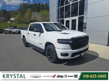 New 2026 RAM 1500 Express Crew Cab 4x4 5'7' Box