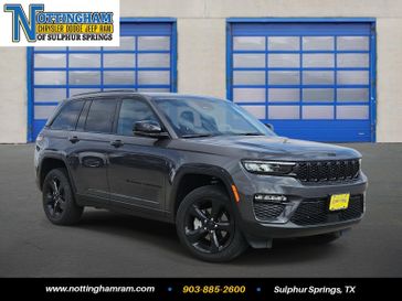 Used 2025 Jeep Grand Cherokee Limited
