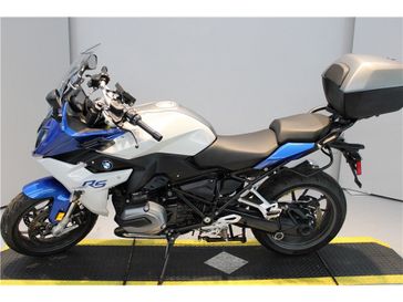 2016 BMW R 1200 RS in a Blue/Grey exterior color. New England Powersports 978 338-8990 pixelmotiondemo.com 