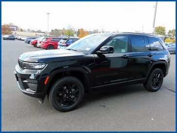 New 2025 Jeep Grand Cherokee 