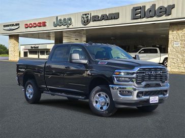 2025 RAM 2500 Tradesman Crew Cab 4x4 6'4' Box
