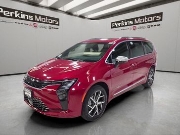 New 2027 Chrysler Pacifica Pinnacle Awd