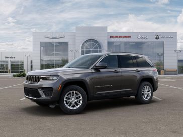 New 2025 Jeep Grand Cherokee Laredo X 4x2