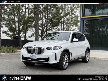 Mineral White Metallic
