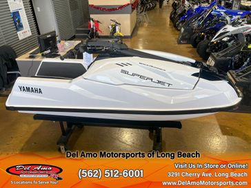 2025 Yamaha Superjet 