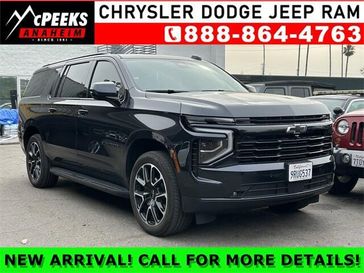 Used 2025 Chevrolet Suburban RST