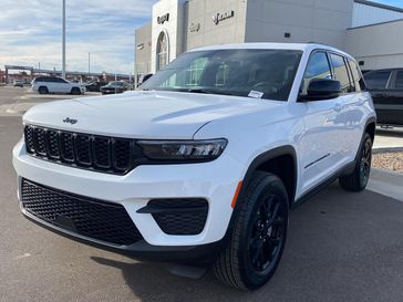 New 2025 Jeep Grand Cherokee Altitude X 4x4