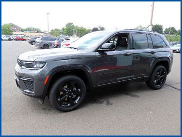 New 2026 Jeep Grand Cherokee Limited