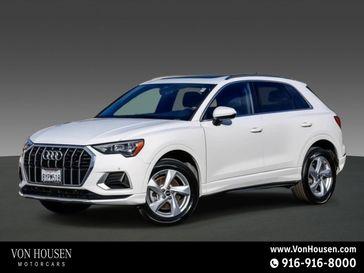 2022 Audi Q3 Premium