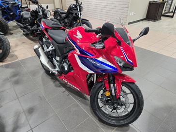2025 Honda CBR500R GRAND PRIX RED 