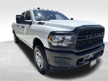 2024 RAM 3500 Tradesman Crew Cab 4x4 8' Box