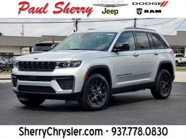 New 2026 Jeep Grand Cherokee Laredo Altitude 4x4