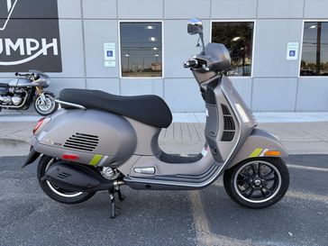 2024 Vespa GTS 300 SuperTech