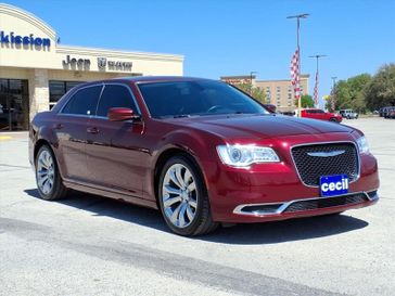 Used 2017 Chrysler 300 Limited