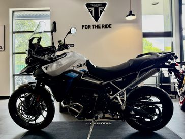 2026 Triumph Tiger 900 Alpine Edition