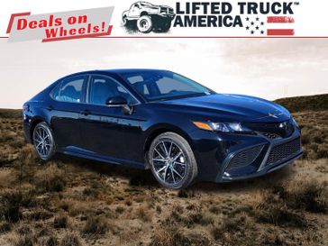 2023 Toyota Camry SE in a Black exterior color and Grayinterior. Lifted Truck America 888-267-0644 liftedtruckamerica.com 
