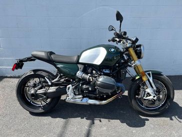 2024 BMW R 12 nineT San Remo Green Metallic 