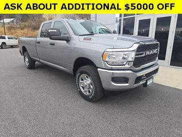 2024 RAM 2500 Tradesman Crew Cab 4x4 8' Box