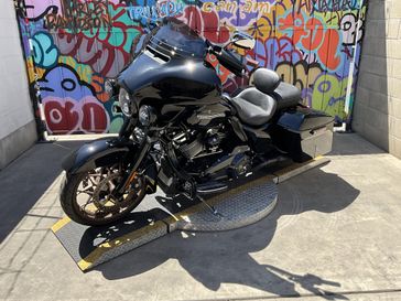 Used 2018 HARLEY STREET GLIDE SPECIAL 