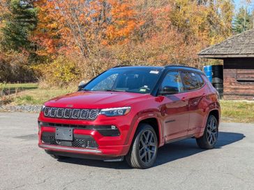 2024 Jeep Compass Limited 4x4 in a Red Hot Pearl Coat exterior color and Blackinterior. Brattleboro CDJR 802-251-1111 brattleborocdjr.com 