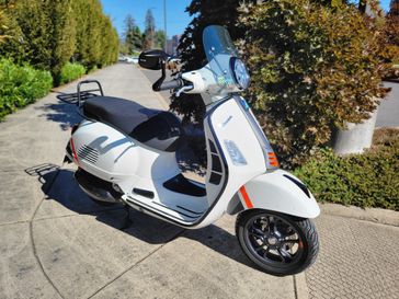 2023 Vespa GTS SUPERSPORT 300 