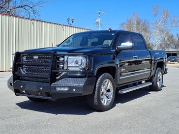 Used 2018 GMC Sierra 1500 SLT Crew Cab Short Box 4WD