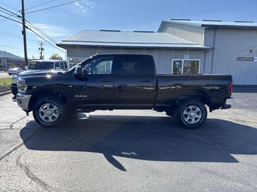 New 2025 RAM 2500 Big Horn Crew Cab 4x4 6'4' Box