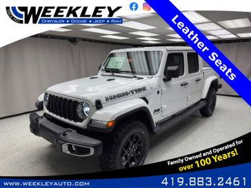 New 2025 Jeep Gladiator High Tide 4x4
