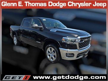 New 2026 RAM 1500 Big Horn Crew Cab 4x2 5'7' Box