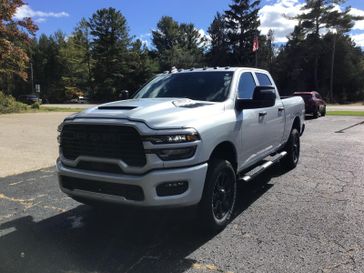 New 2026 RAM 2500 Black Express Crew Cab 4x4 6'4' Box
