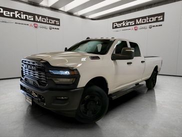 New 2026 RAM 2500 Tradesman Crew Cab 4x4 8' Box