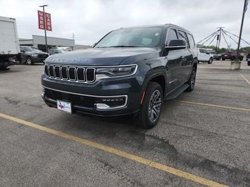 2025 Wagoneer Base