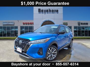 Used 2024 Nissan Kicks SR