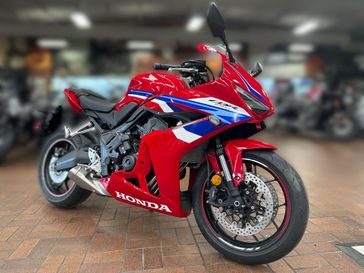 New 2025 Honda CBR650R ABS 