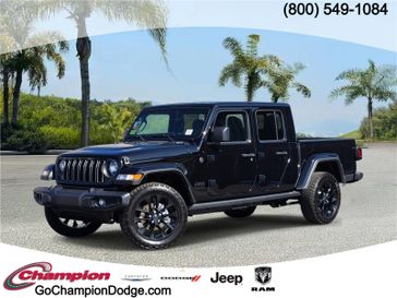 2025 Jeep Gladiator Nighthawk 4x4
