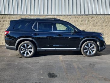 Used 2024 Honda Pilot Elite