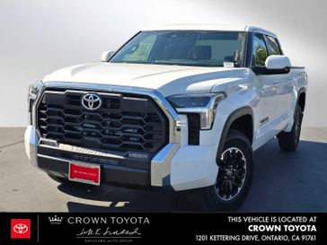 2025 Toyota Tundra SR5 CrewMax 5.5 Bed