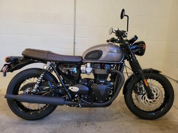 2025 Triumph Bonneville T120 Black 