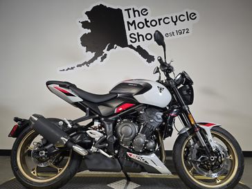 2026 Triumph TRIDENT 800 