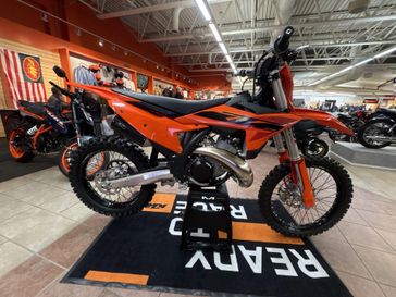 New 2025 KTM 250 SX 