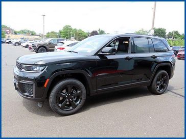 New 2026 Jeep Grand Cherokee Limited