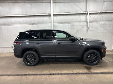 New 2025 Jeep Grand Cherokee Limited 4x4
