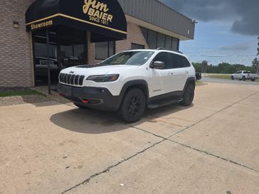 Used 2019 Jeep Cherokee Trailhawk