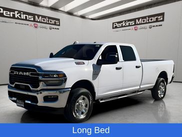 New 2026 RAM 2500 Tradesman Crew Cab 4x4 8' Box