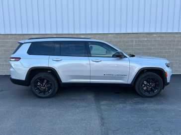 Used 2024 Jeep Grand Cherokee L Altitude