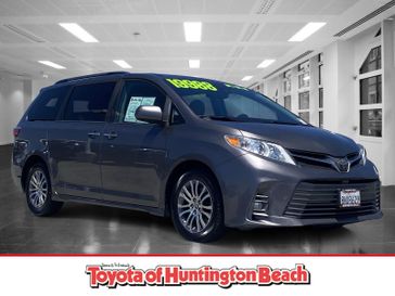 Used 2020 Toyota Sienna XLE