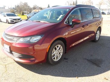 Used 2020 Chrysler Voyager LX