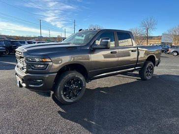 New 2025 RAM 2500 Big Horn Crew Cab 4x4 6'4' Box