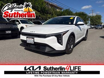 New 2025 Kia K4 LXS