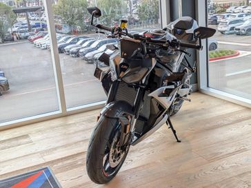 2026 BMW M 1000 R